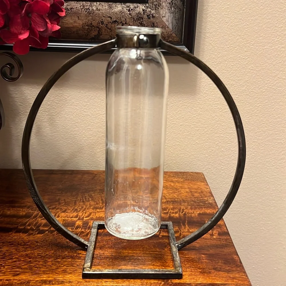 Budvase ~ Metal and Glass Budvase, EUC